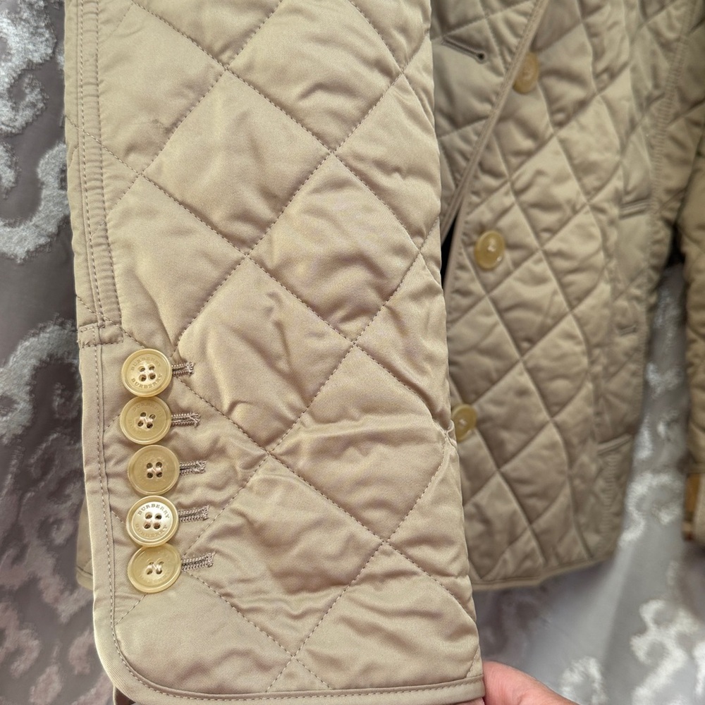 Burberry Tan Quilted Plaid Jacket Size Medium - Picture 6 of 11